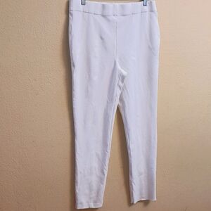 Jones&Co Jones New York White pull on pants.  Women XL
